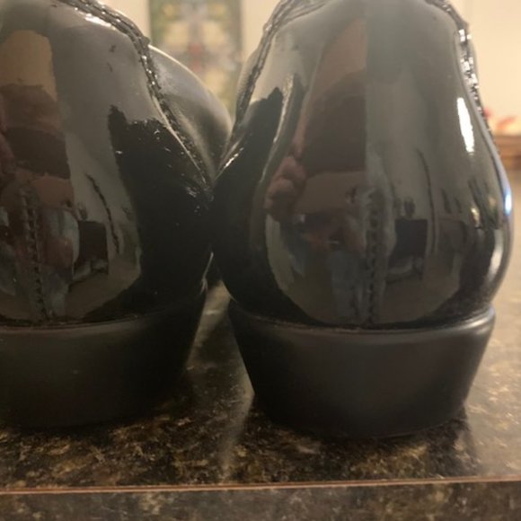 SAS Tripad ballet flats in black leather, with  patent toe and heel Size 10AA - Picture 3 of 3